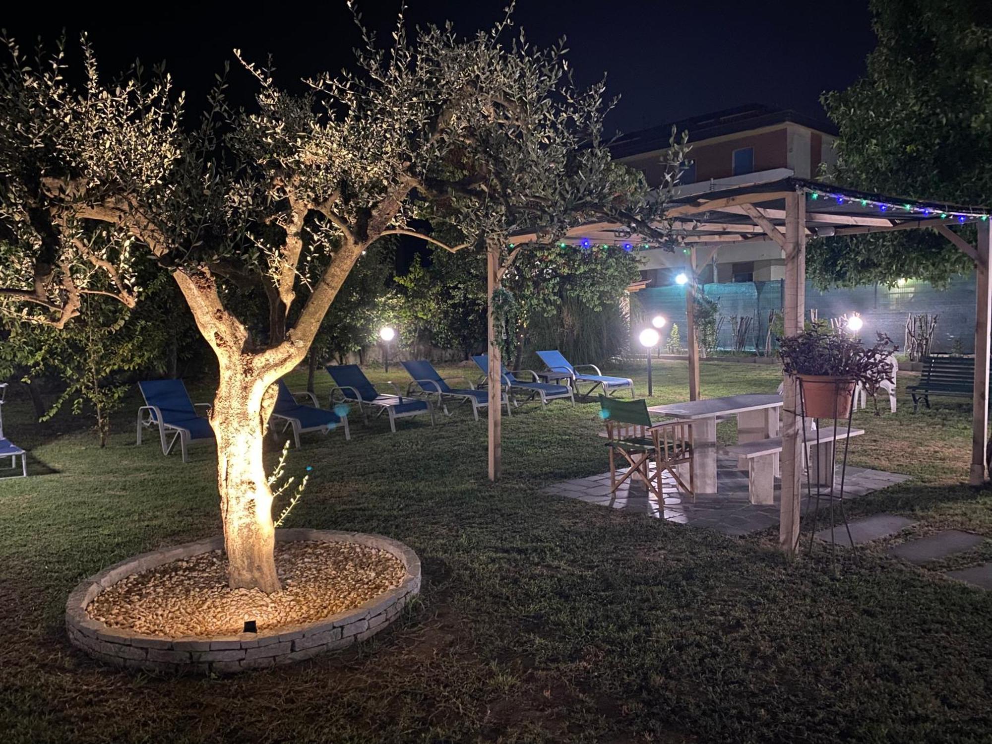 La Casetta Dei Sogni La Spezia Bagian luar foto
